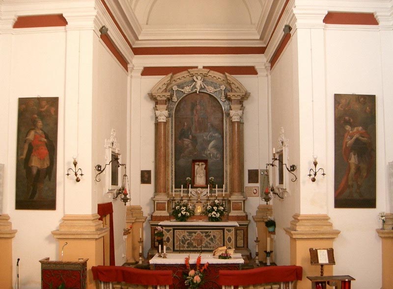 Chiesa della Madonna della Cintura interno 1